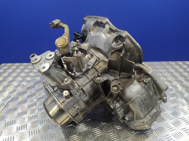 Recambio de caja cambios para opel vectra c berlina 1.8 16v referencia OEM IAM 55355489  649354685