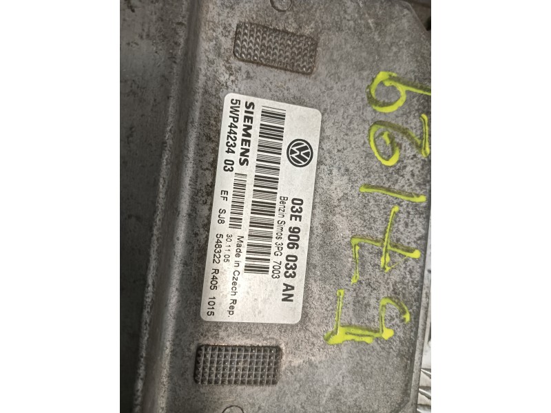 Recambio de centralita motor uce para volkswagen golf iv berlina (1j1) referencia OEM IAM 03E906033AN  5WP4423403