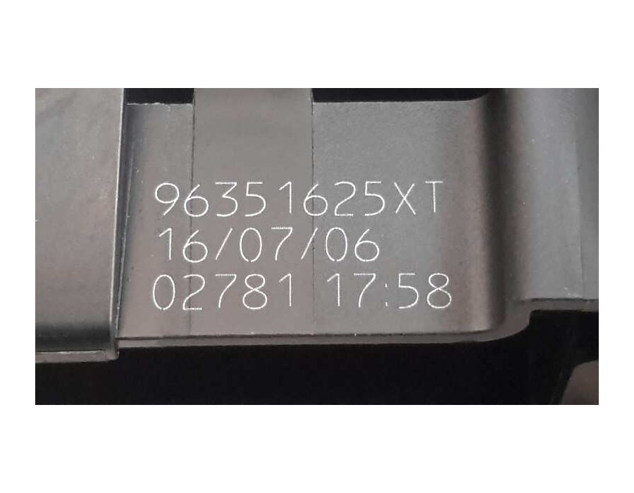 Recambio de mando elevalunas delantero derecho para peugeot 307 break/sw (s2) 1.6 16v cat referencia OEM IAM   