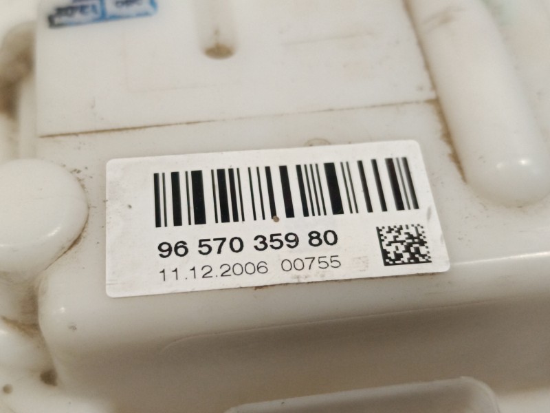 Recambio de aforador para peugeot 207 1.4 referencia OEM IAM 9657035980  