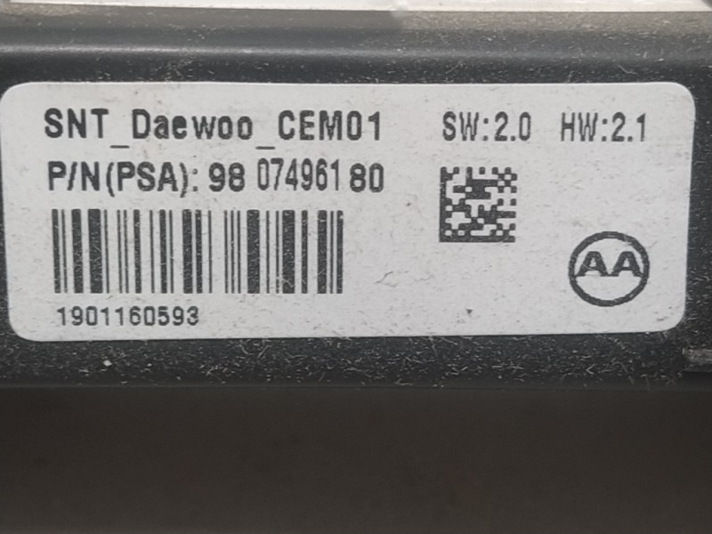 Recambio de luz interior para citroën c4 lim. live edition referencia OEM IAM 9807496180  