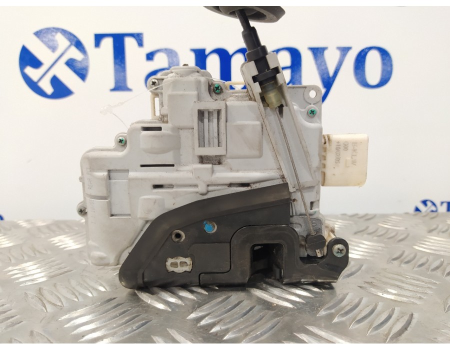 Recambio de cerradura puerta trasera izquierda para audi a6 berlina (4f2) 4.2 v8 40v referencia OEM IAM 4F0839015A  