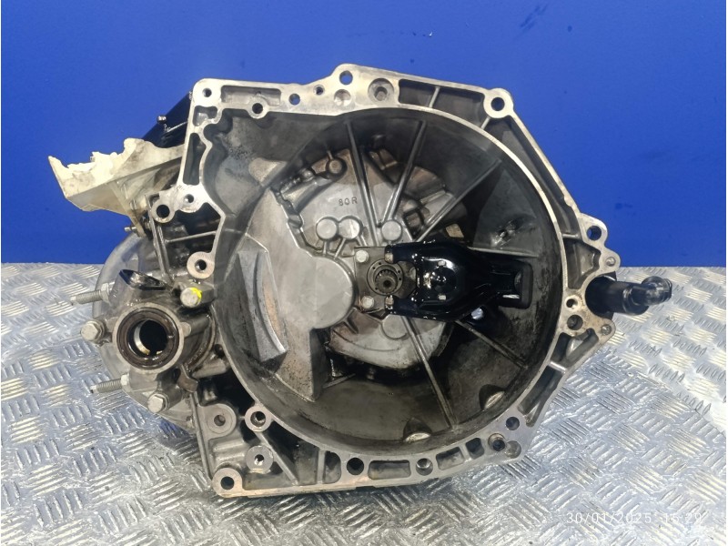 Recambio de caja cambios para citroën c4 coupe referencia OEM IAM 20DM75  