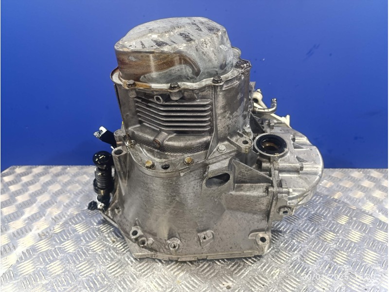 Recambio de caja cambios para citroën c4 coupe referencia OEM IAM 20DM75  