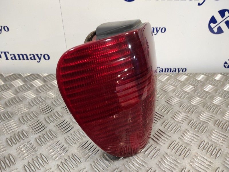 Recambio de piloto trasero izquierdo para volkswagen polo berlina (6n2) 1.4 tdi referencia OEM IAM   