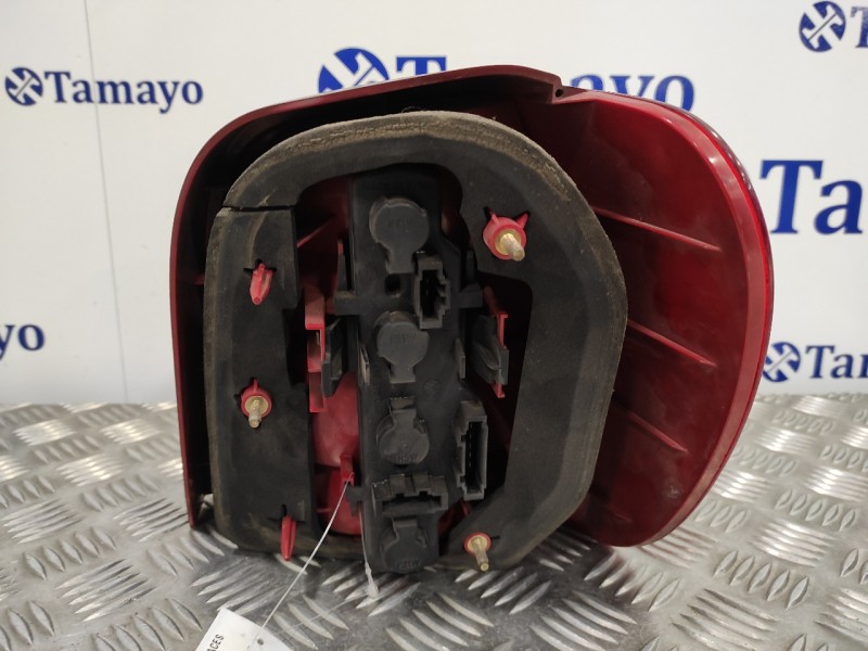 Recambio de piloto trasero izquierdo para volkswagen polo berlina (6n2) 1.4 tdi referencia OEM IAM   