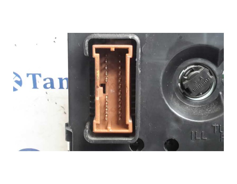 Recambio de cuadro instrumentos para nissan almera tino (v10m) 2.2 16v turbodiesel cat referencia OEM IAM BU071  3108434