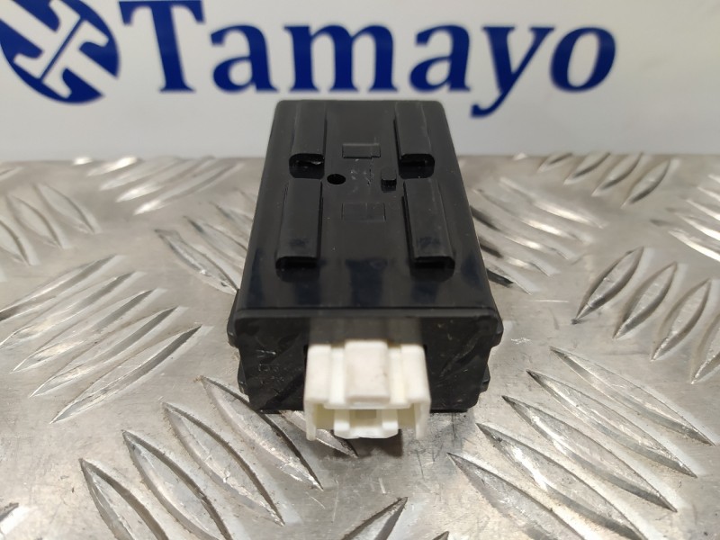 Recambio de modulo electronico para mazda 5 berl. (cr) referencia OEM IAM CC29675R0B  X1T52373