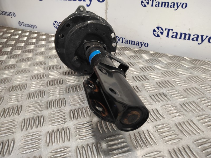 Recambio de amortiguador delantero derecho para smart forfour eq referencia OEM IAM 03081000477  4533230300