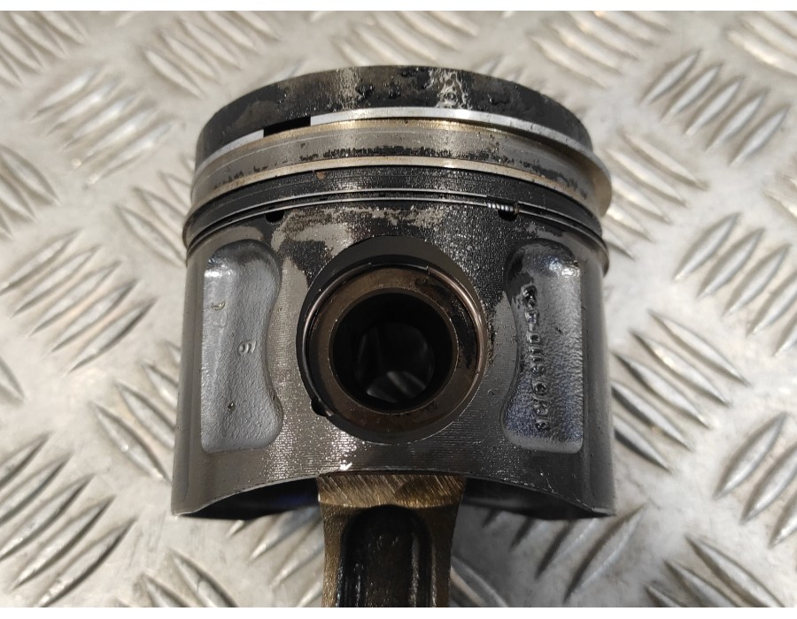 Recambio de biela para peugeot boxer caja cerr.techo sobreelev.(bat.4035)(335/440)(2007 => referencia OEM IAM 9C1Q5110AA  