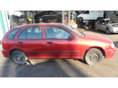 nissan almera (n15) del año 1 2