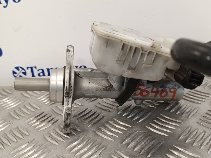 Recambio de bomba freno para renault trafic furgón 1.6 dci diesel referencia OEM IAM 93868496  460910738R