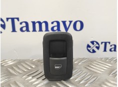 Recambio de mando elevalunas trasero izquierdo para chrysler grand voyager 2.8 crd cat referencia OEM IAM 10019242  04602927AA