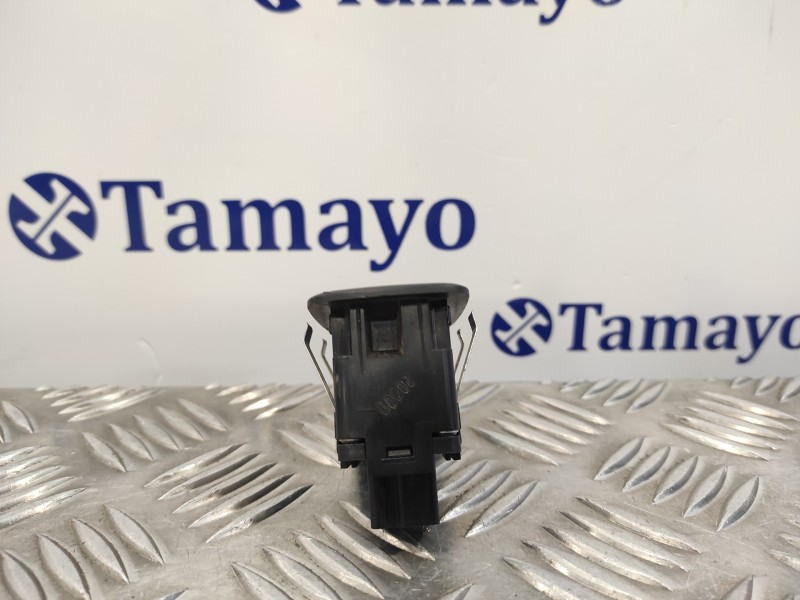 Recambio de mando elevalunas trasero izquierdo para chrysler grand voyager 2.8 crd cat referencia OEM IAM 10019242  04602927AA
