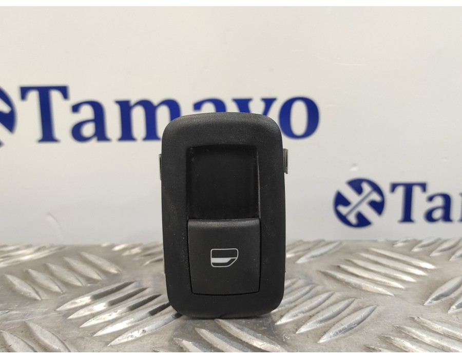 Recambio de mando elevalunas trasero derecho para chrysler grand voyager 2.8 crd cat referencia OEM IAM 10019242  04602927AA