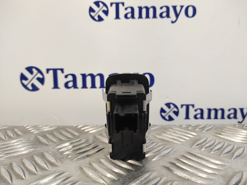 Recambio de mando elevalunas trasero derecho para chrysler grand voyager 2.8 crd cat referencia OEM IAM 10019242  04602927AA