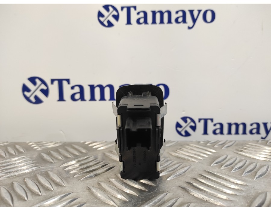 Recambio de mando elevalunas trasero derecho para chrysler grand voyager 2.8 crd cat referencia OEM IAM 10019242  04602927AA