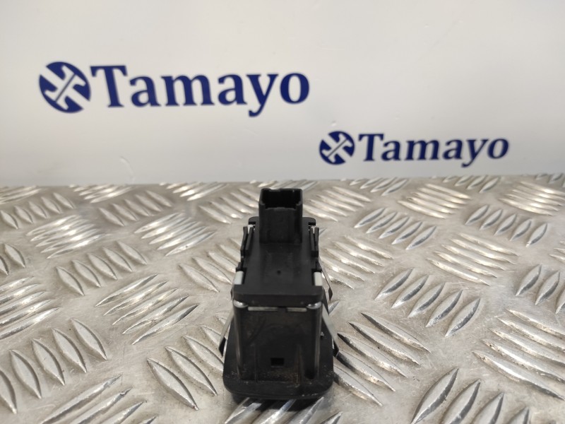 Recambio de mando elevalunas trasero derecho para chrysler grand voyager 2.8 crd cat referencia OEM IAM 10019242  04602927AA