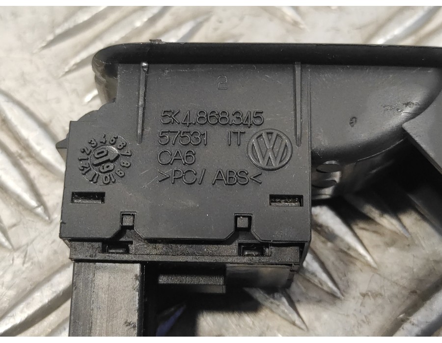 Recambio de mando elevalunas trasero izquierdo para volkswagen golf vi (5k1) 1.6 tdi dpf referencia OEM IAM 5K4868345  