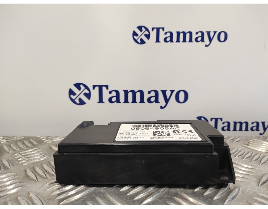 Recambio de centralita bluetooth para chrysler grand voyager 2.8 crd cat referencia OEM IAM 05064905AC QWY2BTHFCK2 B013815