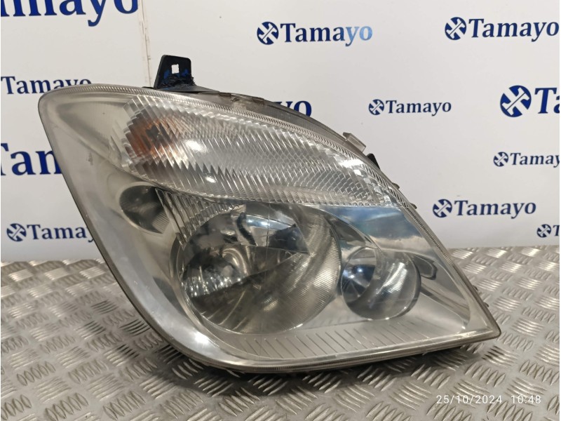 Recambio de faro derecho para mercedes-benz sprinter 02.00  caja cerrada referencia OEM IAM 1EB247012  