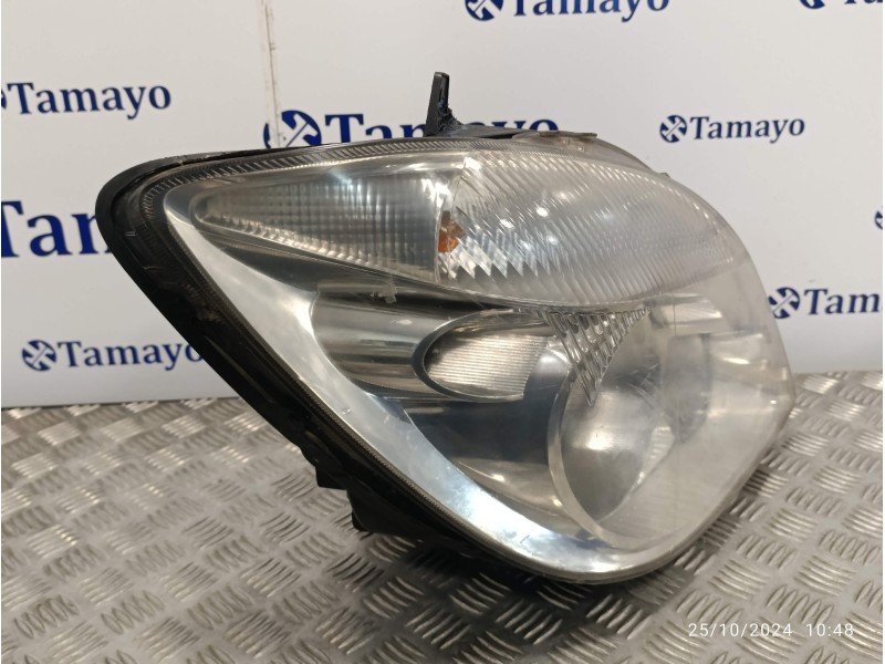 Recambio de faro derecho para mercedes-benz sprinter 02.00  caja cerrada referencia OEM IAM 1EB247012  
