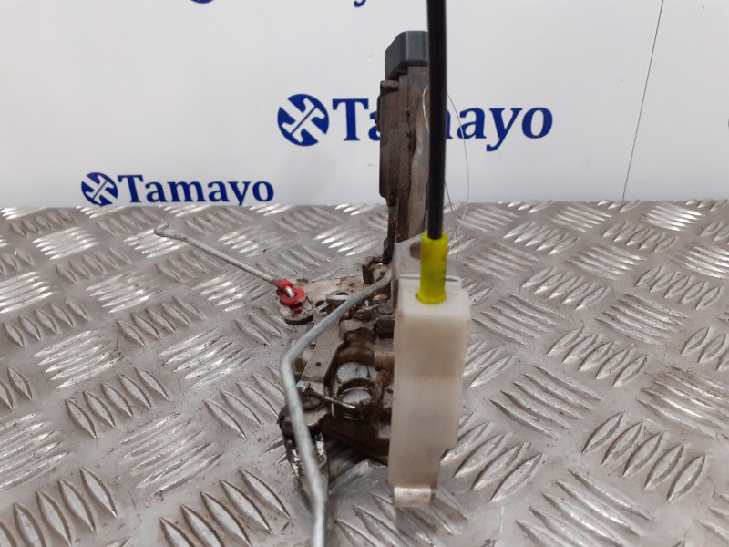 Recambio de cerradura puerta delantera izquierda para peugeot 107 1.0 cat (384f) referencia OEM IAM   