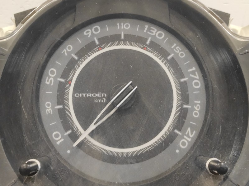 Recambio de cuadro instrumentos para citroën c3 1.4 hdi referencia OEM IAM 96665882XT A2C53385740 A2C53366301