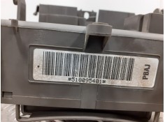 Recambio de caja reles / fusibles para renault laguna ii grandtour (kg0) 1.9 dci diesel referencia OEM IAM 518095401 8200004201E 2