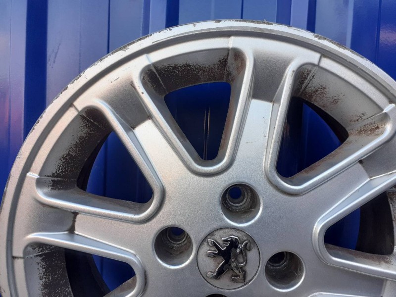 Recambio de llanta para peugeot 1007 1.6 16v cat referencia OEM IAM ANTILOPE  