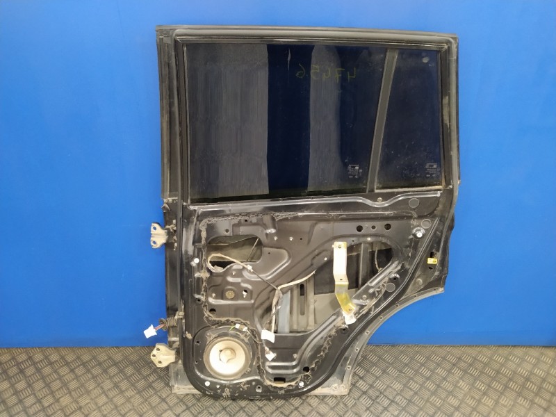 Recambio de puerta trasera derecha para ssangyong kyron 2.0 referencia OEM IAM   