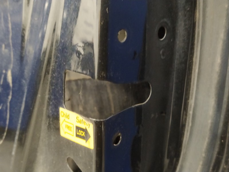 Recambio de puerta trasera derecha para ssangyong kyron 2.0 referencia OEM IAM   