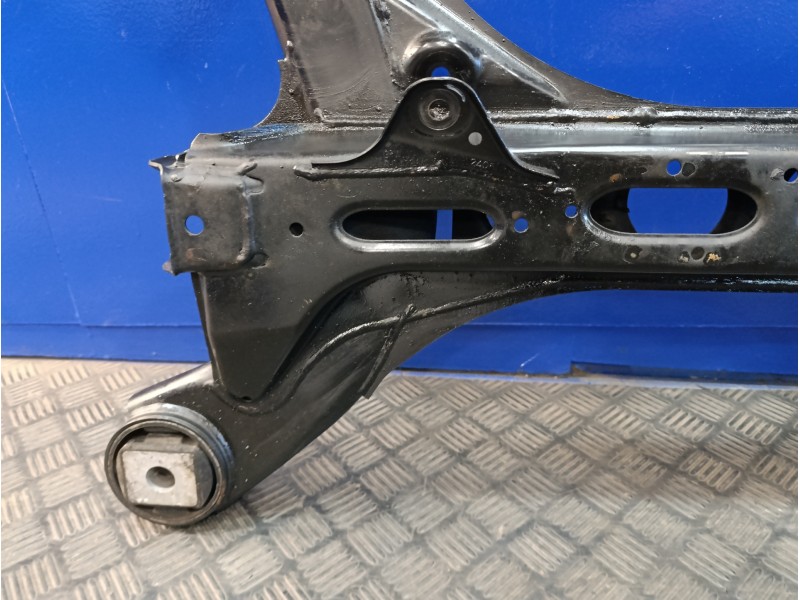 Recambio de puente delantero para audi q7 (4l) 3.0 v6 24v tdi referencia OEM IAM 7L0400025  