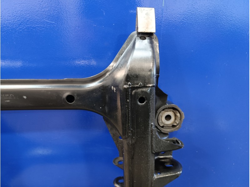 Recambio de puente delantero para audi q7 (4l) 3.0 v6 24v tdi referencia OEM IAM 7L0400025  