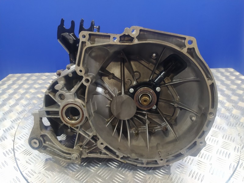 Recambio de caja cambios para ford focus c-max (cap) 1.6 tdci cat referencia OEM IAM 3M5R7002YD  