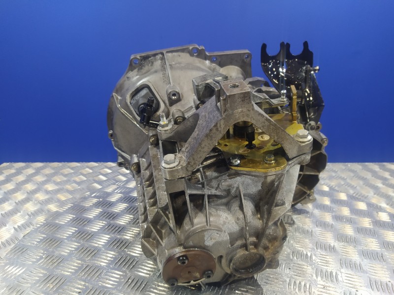 Recambio de caja cambios para ford focus c-max (cap) 1.6 tdci cat referencia OEM IAM 3M5R7002YD  