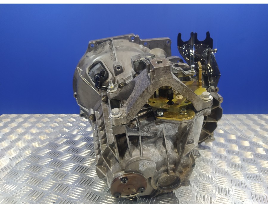 Recambio de caja cambios para ford focus c-max (cap) 1.6 tdci cat referencia OEM IAM 3M5R7002YD  
