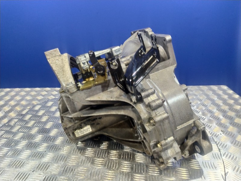 Recambio de caja cambios para ford focus c-max (cap) 1.6 tdci cat referencia OEM IAM 3M5R7002YD  