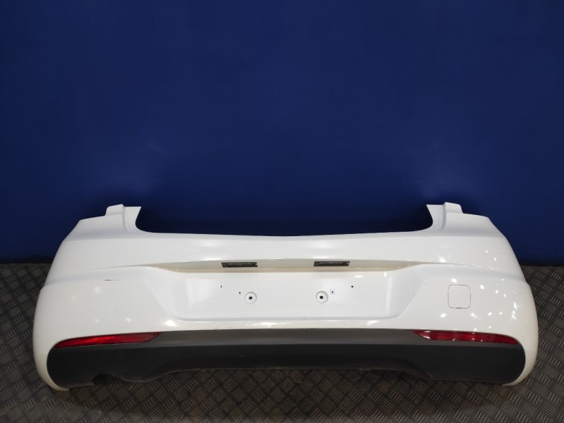 Recambio de paragolpes trasero para opel astra k sports tourer 1.6 cdti dpf referencia OEM IAM   