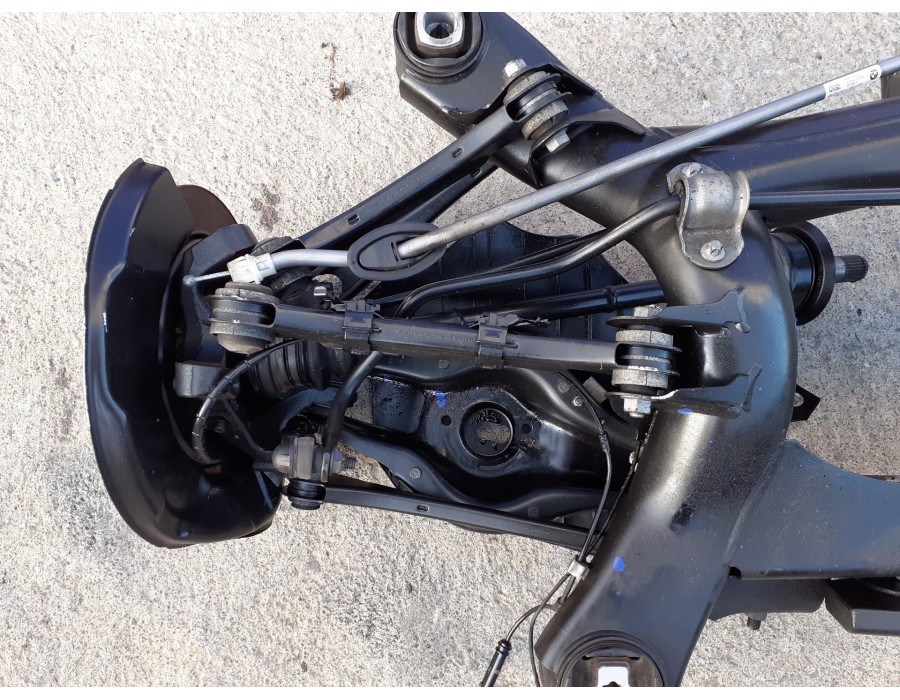 Recambio de puente trasero para bmw serie 3 touring (f31) 2.0 16v turbodiesel referencia OEM IAM 2785334A01  