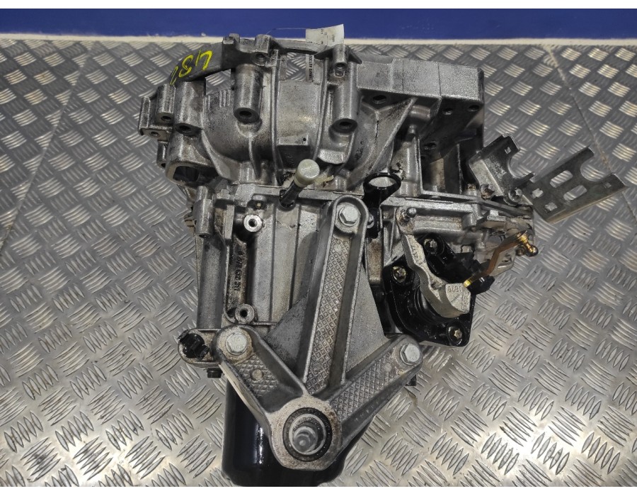 Recambio de caja cambios para renault megane ii familiar 1.5 dci diesel referencia OEM IAM JR5102 8200210038 8200133311