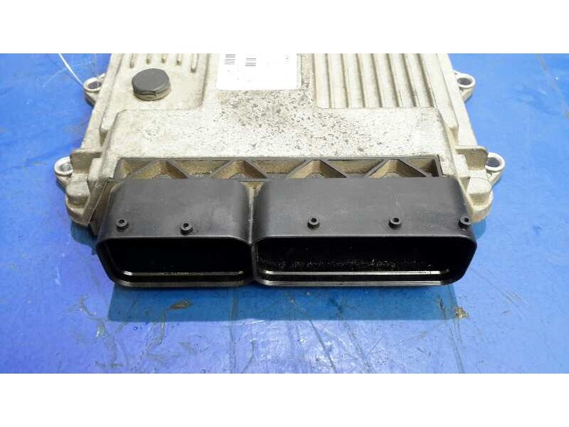 Recambio de centralita motor uce para opel corsa c referencia OEM IAM 55190069 7160002304 MJD6JOC2