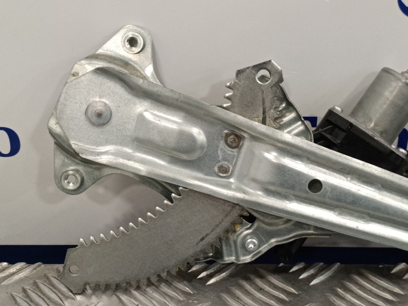 Recambio de elevalunas trasero izquierdo para nissan micra v (k14) 1.0 12v cat referencia OEM IAM 827305RB0A  2621006780