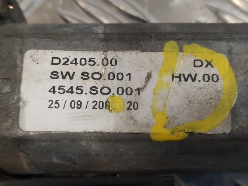 Recambio de elevalunas delantero derecho para volkswagen golf iii berlina (1h1) vr6 referencia OEM IAM D240500  