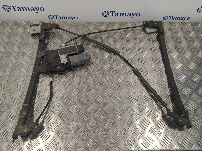 Recambio de elevalunas delantero derecho para volkswagen golf iii berlina (1h1) vr6 referencia OEM IAM D240500  
