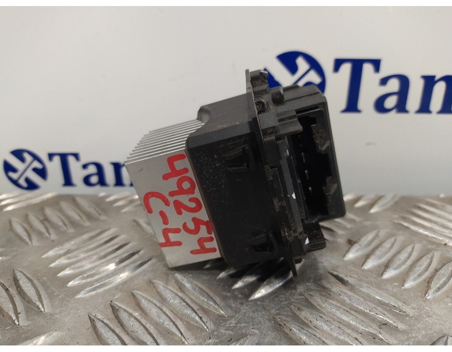 Recambio de resistencia calefaccion para citroën c4 lim. live edition referencia OEM IAM 245R1608A1CN  T1017845RC