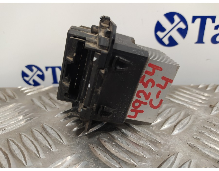 Recambio de resistencia calefaccion para citroën c4 lim. live edition referencia OEM IAM 245R1608A1CN  T1017845RC
