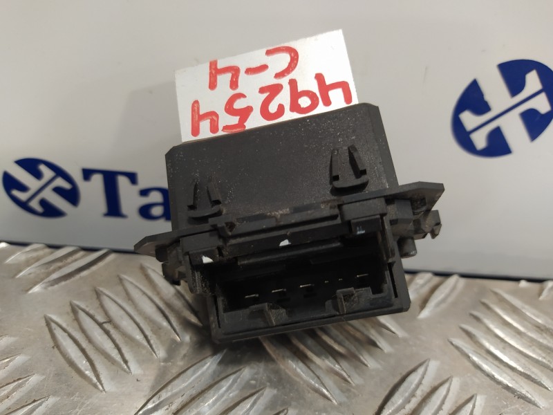 Recambio de resistencia calefaccion para citroën c4 lim. live edition referencia OEM IAM 245R1608A1CN  T1017845RC