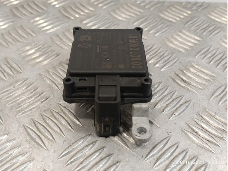 Recambio de modulo electronico para renault captur ii 1.3 tce referencia OEM IAM 284476193R  A2C77307906