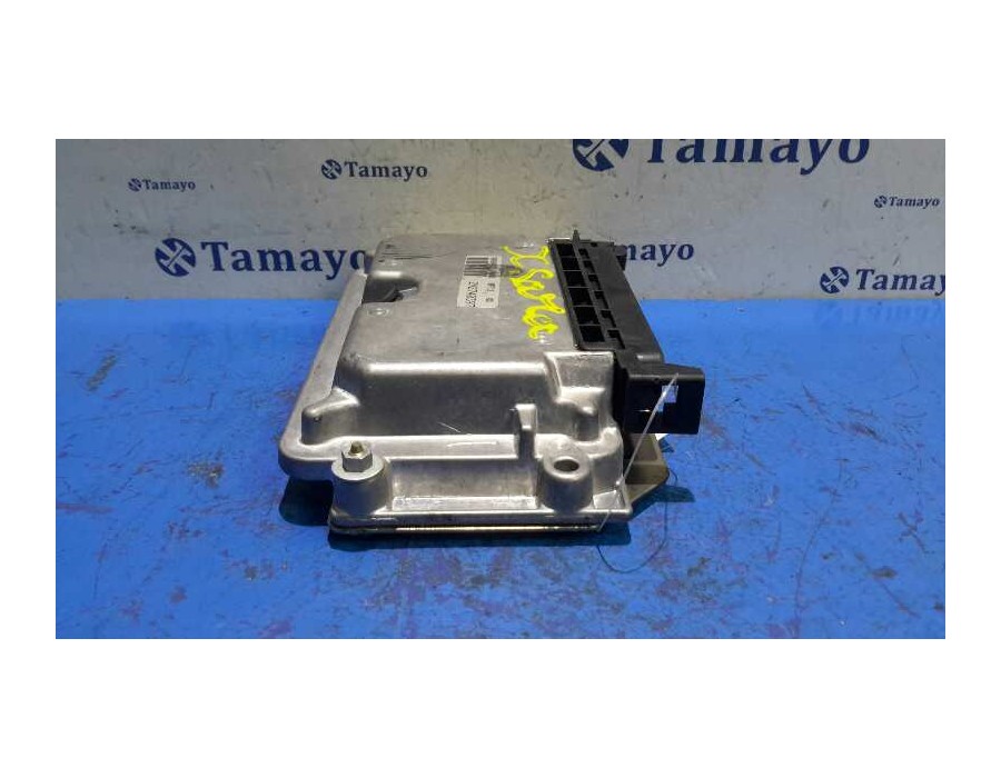 Recambio de centralita motor uce para citroën xsara berlina 1.6 referencia OEM IAM 0261206214 MP72 9632693880